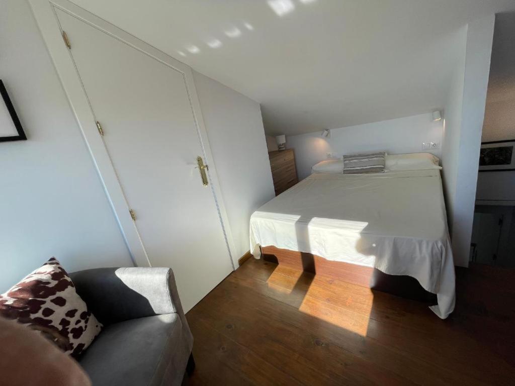 Seaside View Apartment Естепона Екстериор снимка